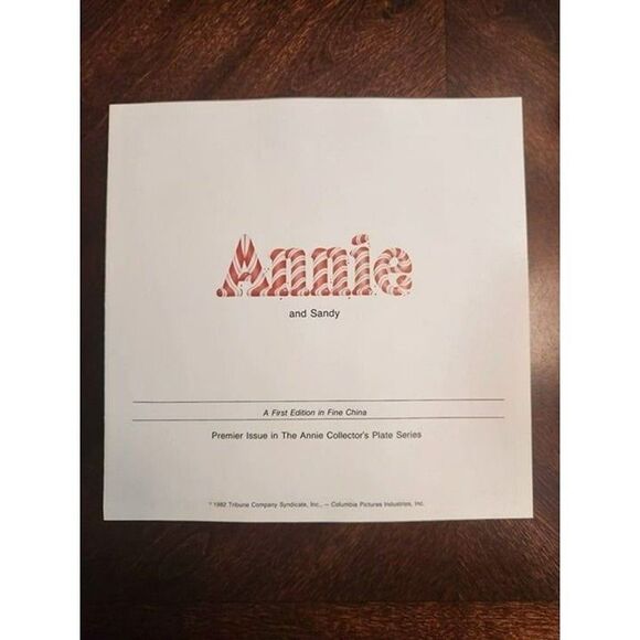 Annie and Sandy 1983 Collectors Plate - Picture 6 of 11